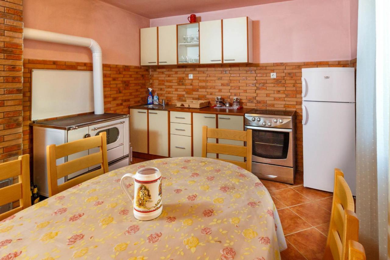 Guesthouse Wolf Žabljak Esterno foto