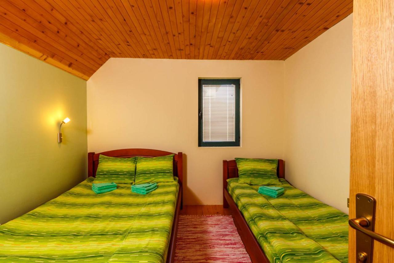 Guesthouse Wolf Žabljak Esterno foto